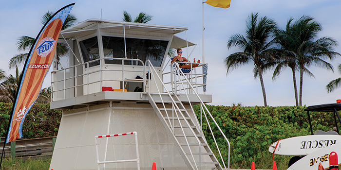 With 10 hour interval shifts the guards must stay observant of the horizon at all times