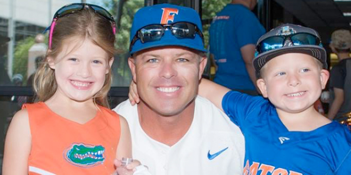 When theyre not waiting for their Dad at home in Jupiter OSullivans daughter Payton and son Finn join him for a game or two