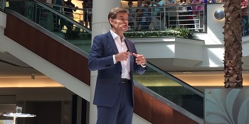 Dr. Oz at The Gardens Mall